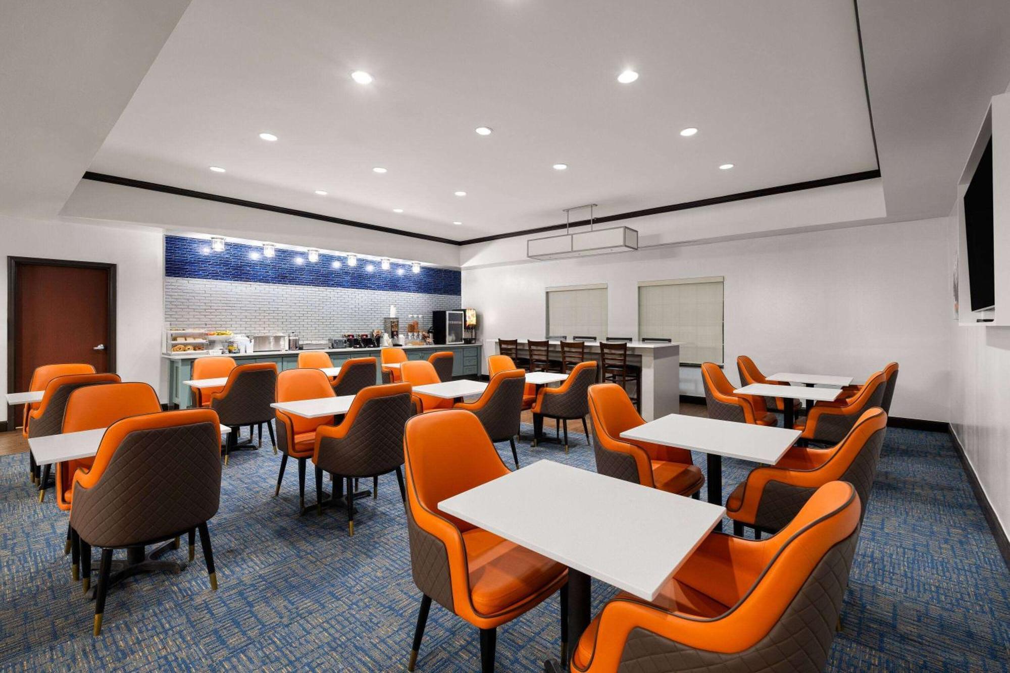 La Quinta By Wyndham Denton - University Drive Exteriér fotografie