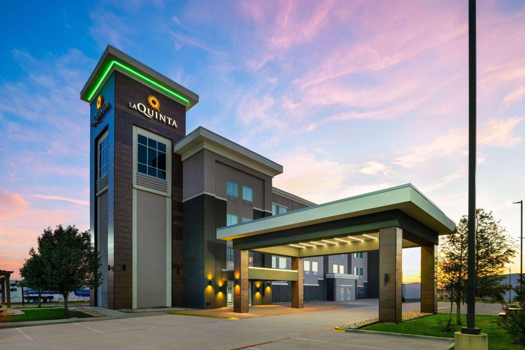 La Quinta By Wyndham Denton - University Drive Exteriér fotografie